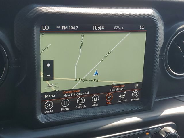 Used 2021 Jeep Wrangler Unlimited Sahara AWD/4WD image 26