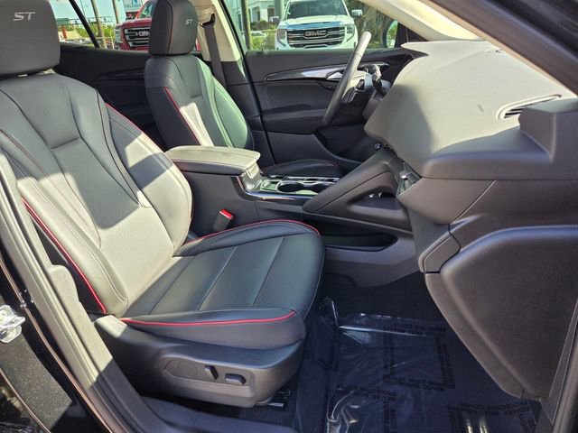 Used 2023 Buick Envision Essence w/ Sport Touring Package AWD/4WD image 15