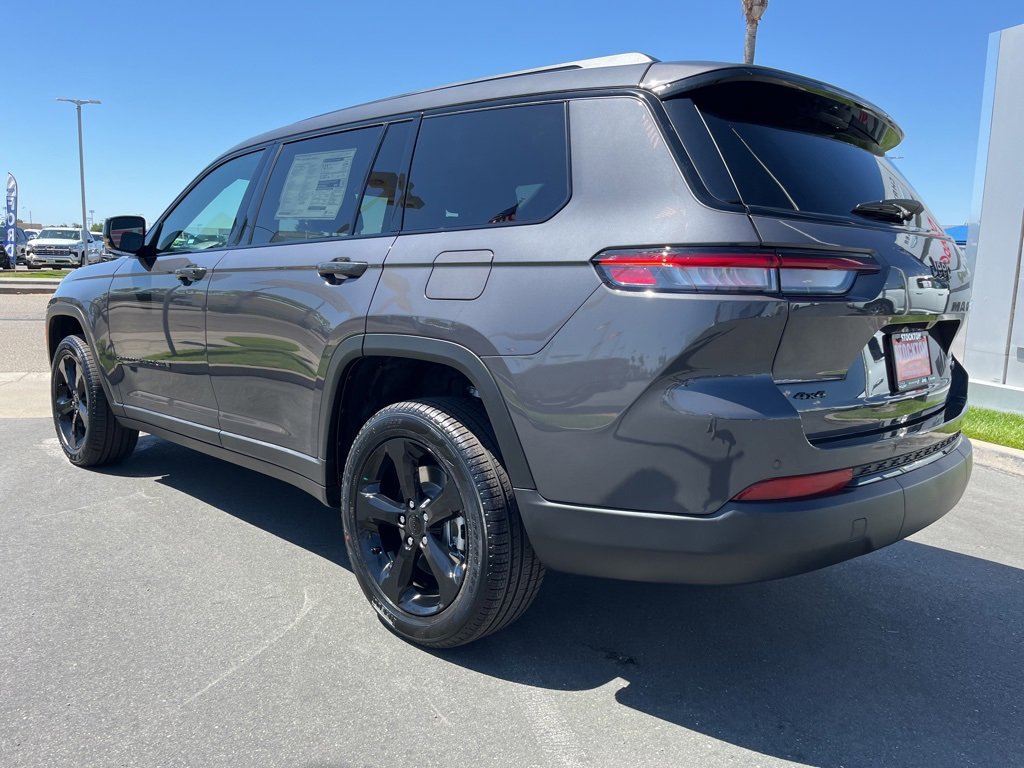 New 2025 Jeep Grand Cherokee L Limited w/ Black Appearance Package image 7