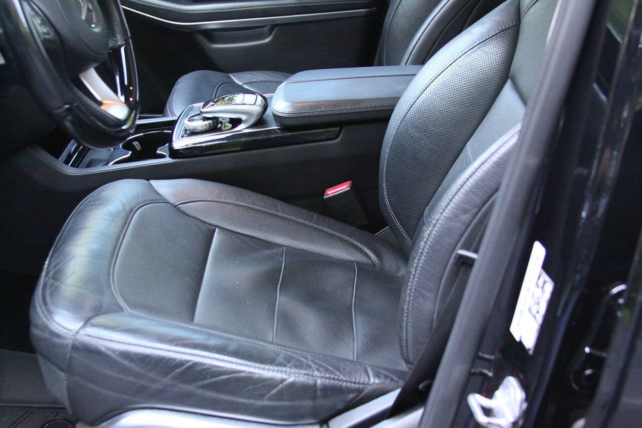 Used 2018 Mercedes-Benz GLS 550 4MATIC w/ Driver Assistance Package image 26