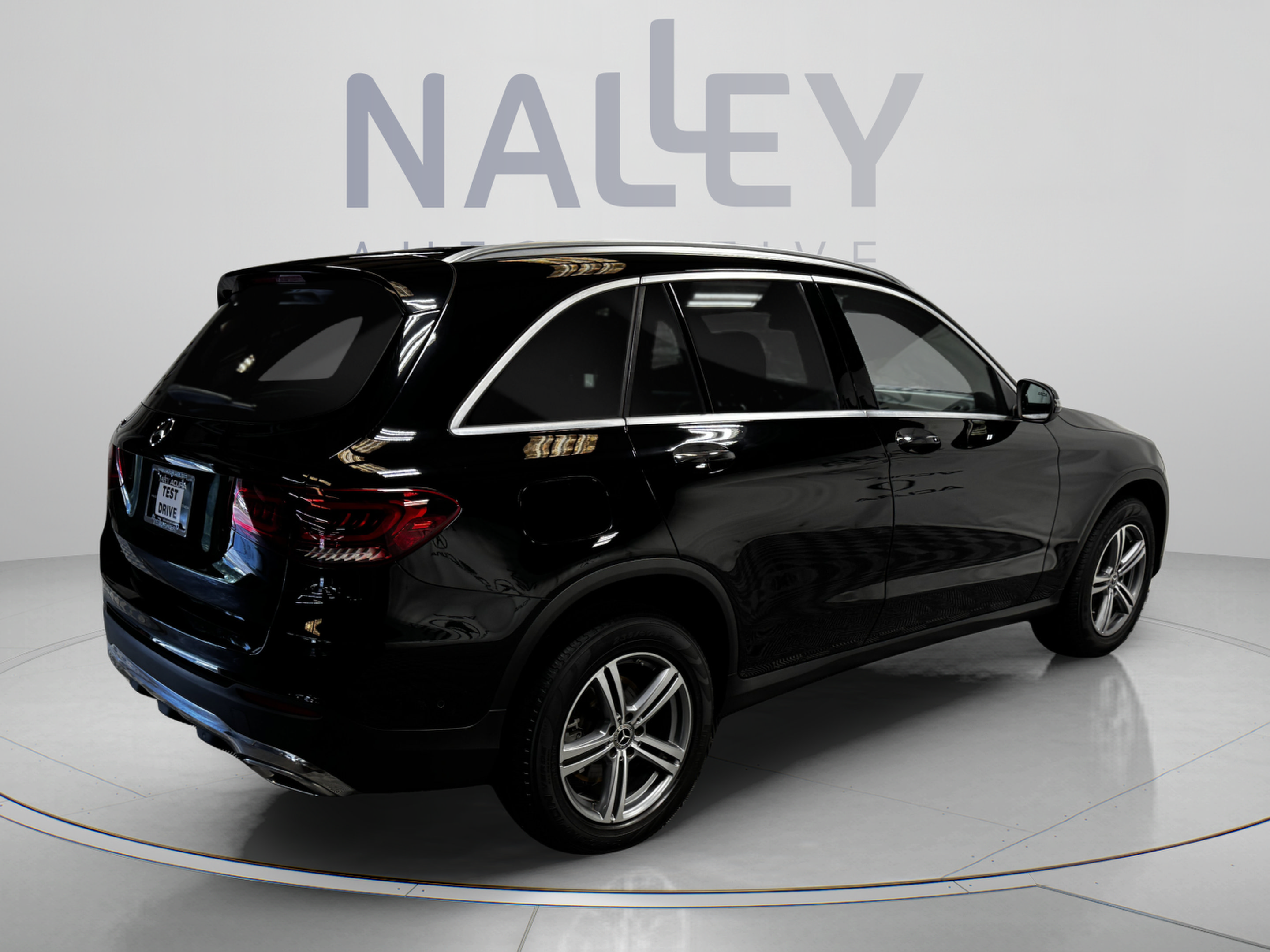 Used 2021 Mercedes-Benz GLC 300 image 5