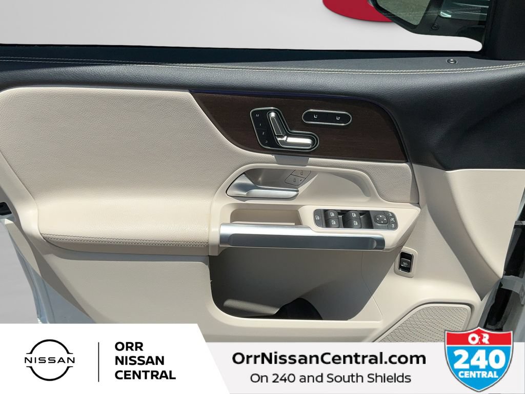 Used 2021 Mercedes-Benz GLB 250 4MATIC image 16