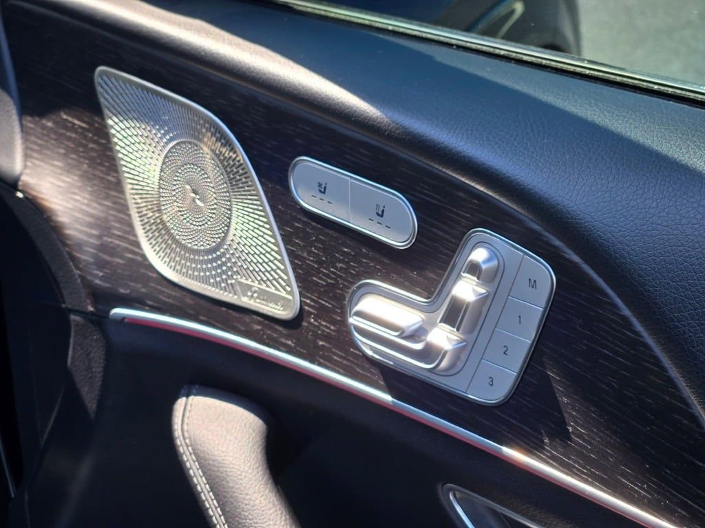 Used 2024 Mercedes-Benz GLE 450 4MATIC image 6