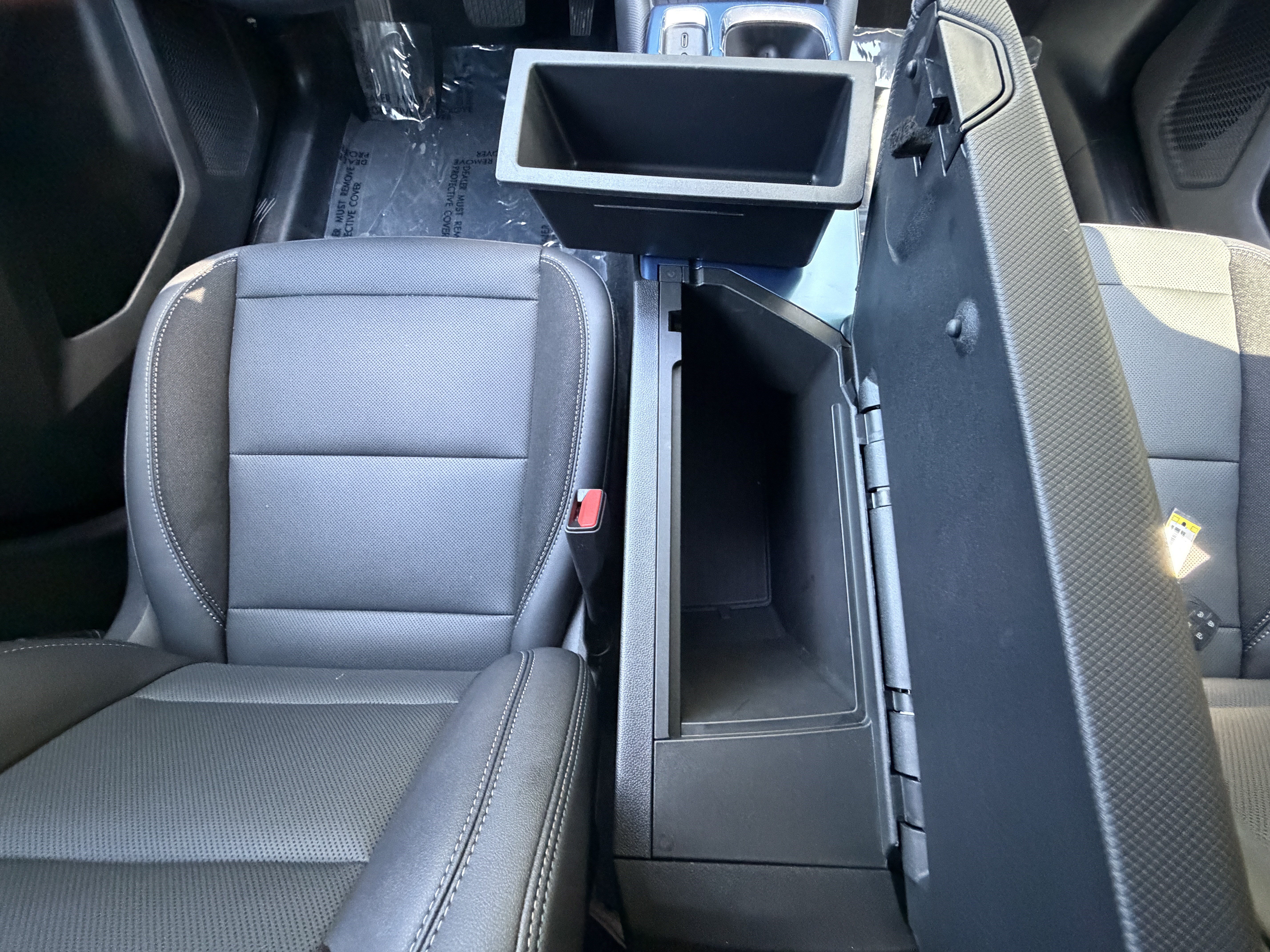 Used 2024 Chevrolet Equinox EV LT FWD image 24