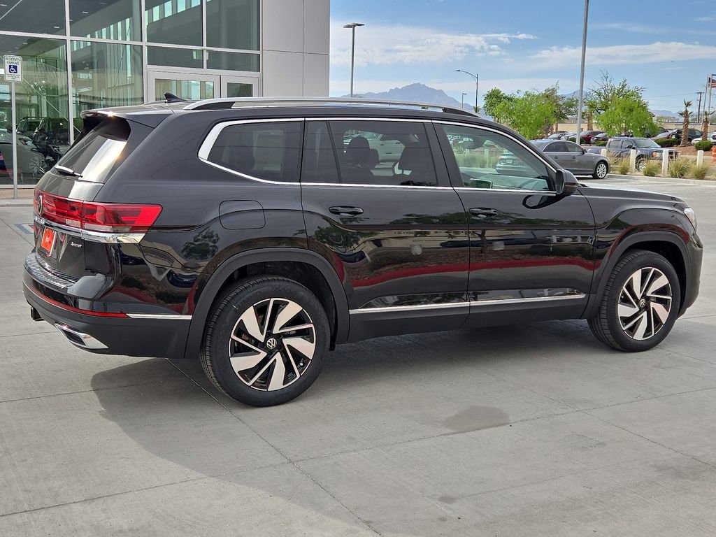 Used 2025 Volkswagen Atlas SEL image 11