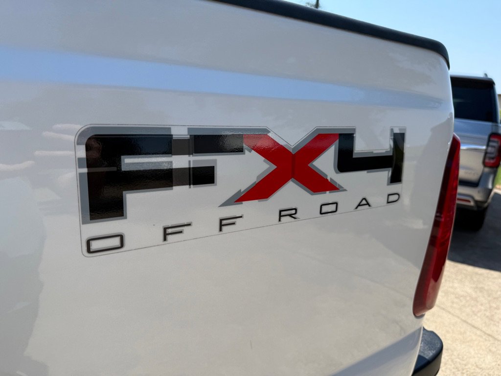 Used 2011 Ford F350 Lariat w/ Lariat Ultimate Pkg image 13