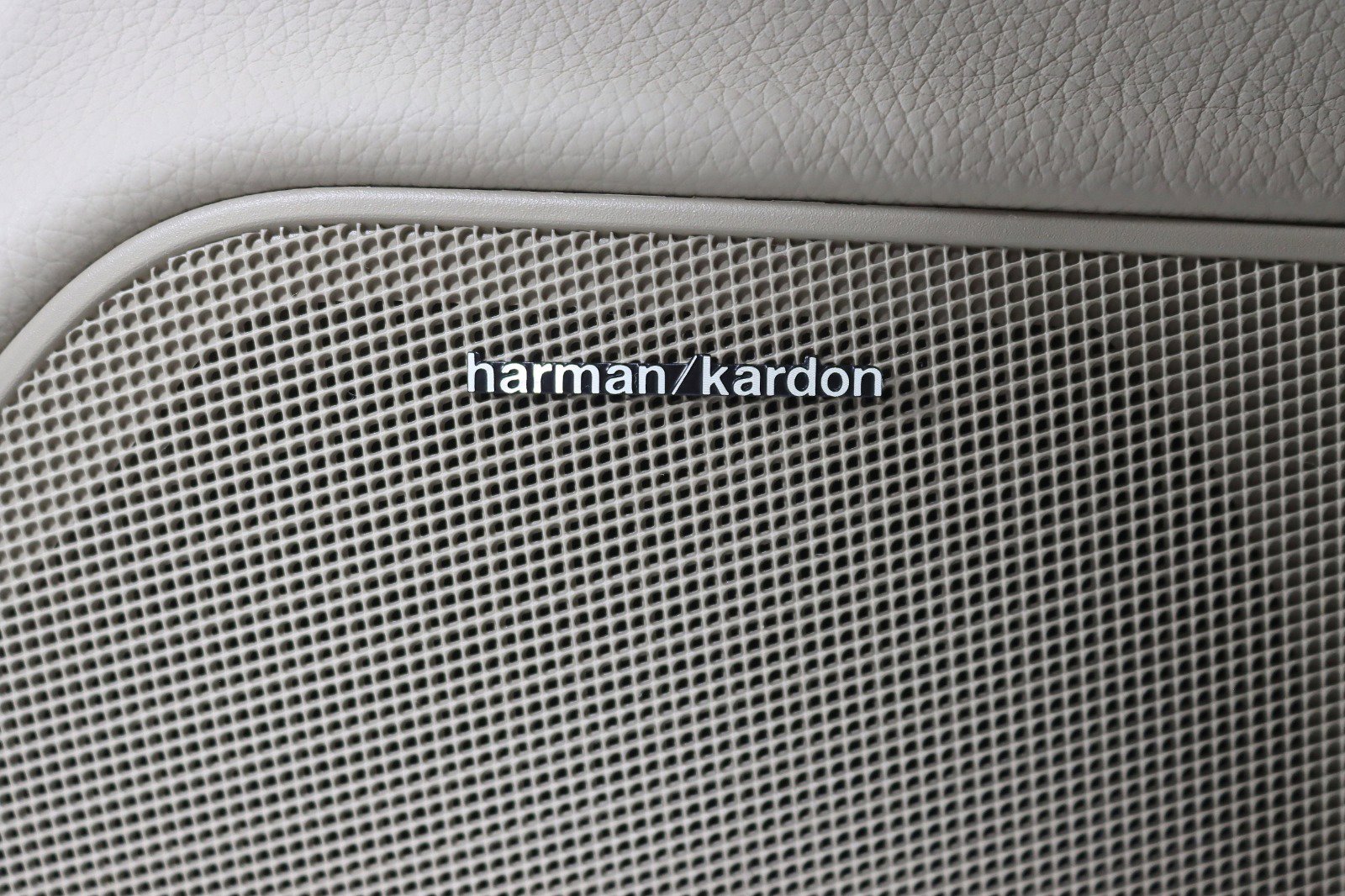 Used 2013 Mercedes-Benz C 250 Coupe image 27