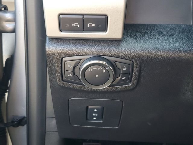 Used 2017 Ford F150 Lariat image 22