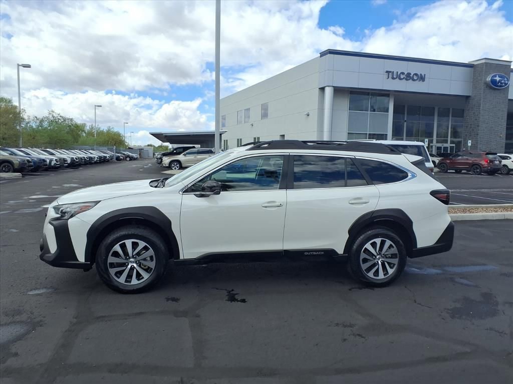 Used 2023 Subaru Outback Premium image 12