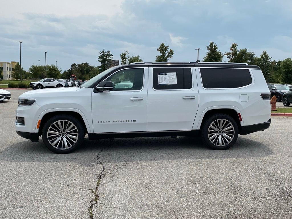 Used 2024 Jeep Grand Wagoneer L Series III image 4