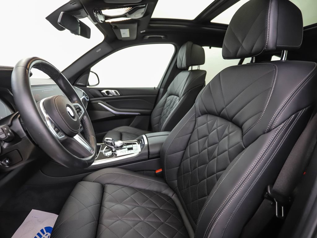 Certified 2023 BMW X5 M50i w/ Executive Package image 11