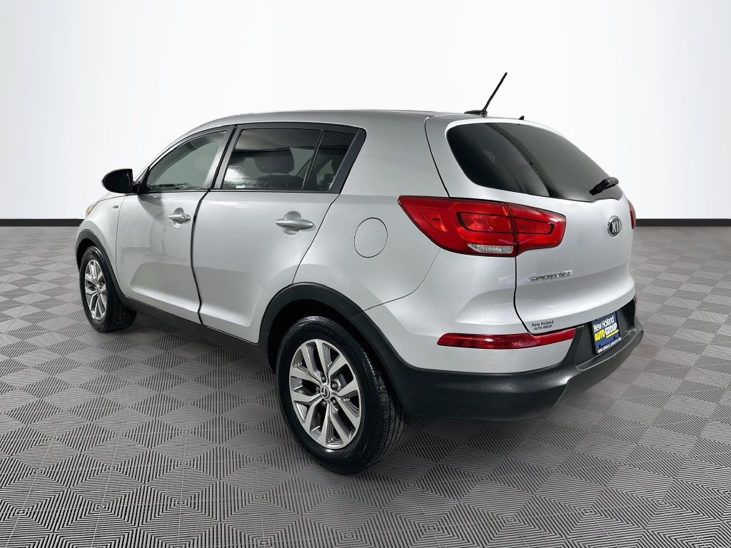 Used 2016 Kia Sportage LX AWD/4WD image 5