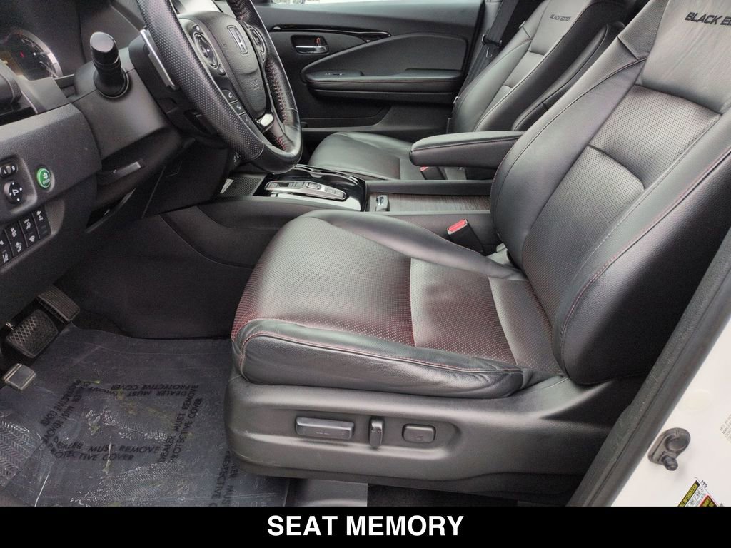 Used 2021 Honda Ridgeline Black Edition image 3