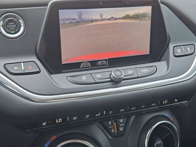 Used 2022 Chevrolet Blazer LT FWD image 17