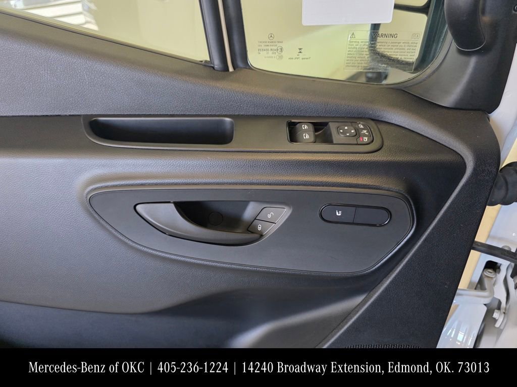 Used 2025 Mercedes-Benz Sprinter 2500 image 12