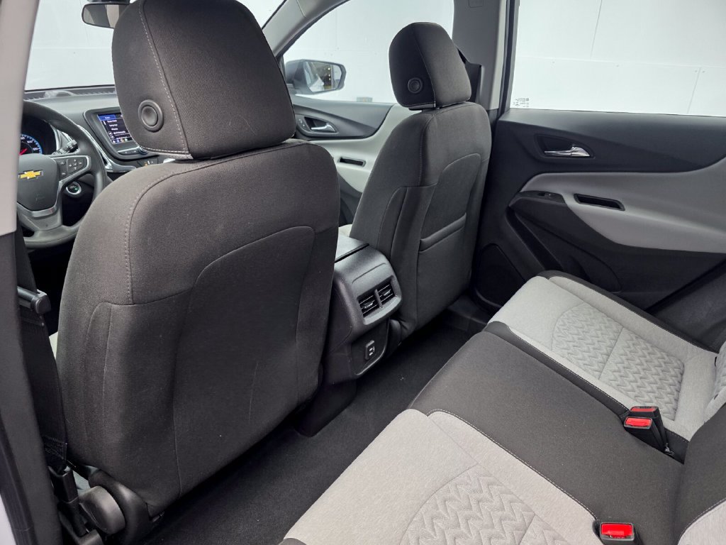 Used 2023 Chevrolet Equinox LS w/ Driver Confidence II Package FWD image 14