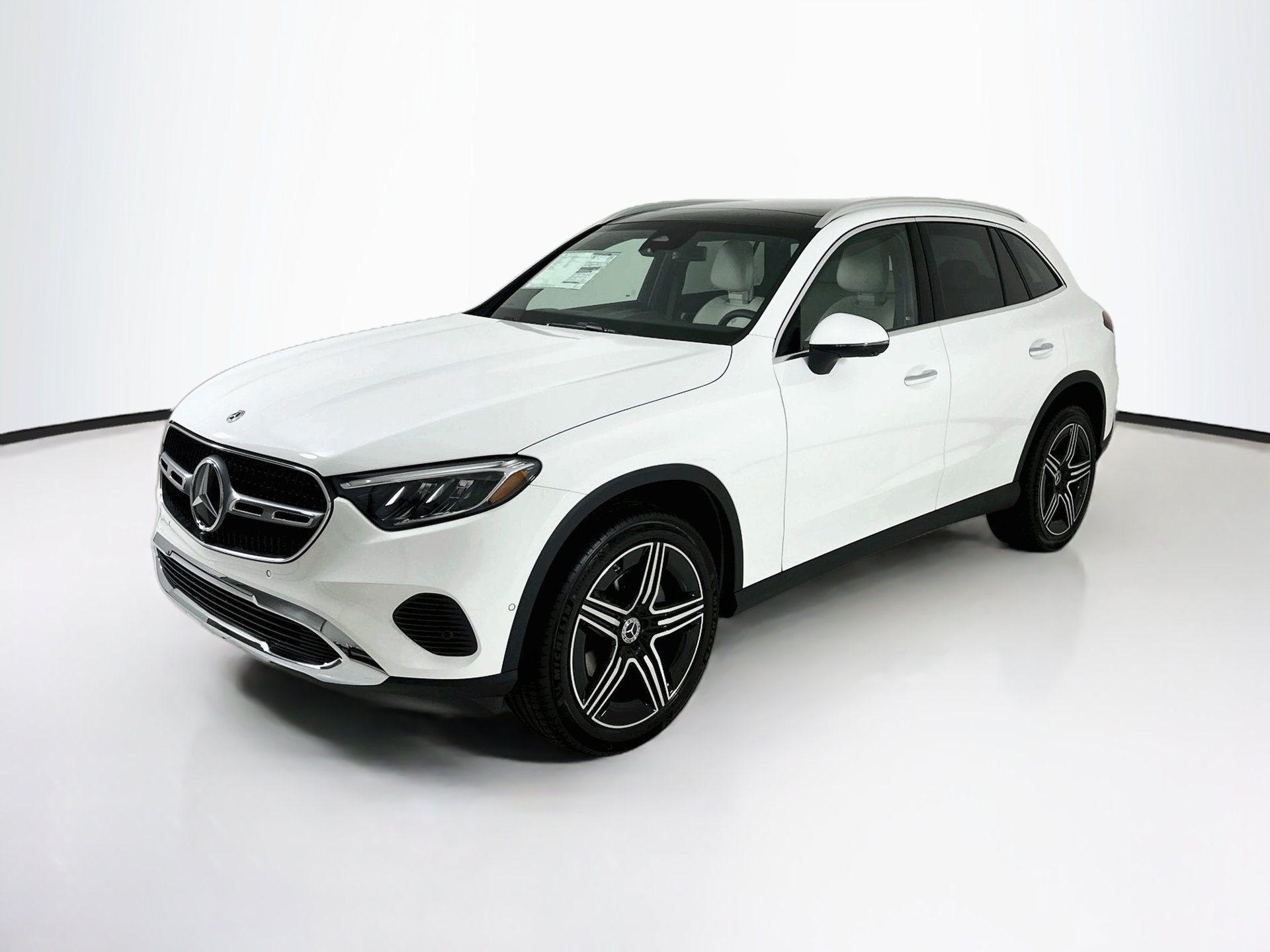 New 2027 Mercedes-Benz GLC 300 4MATIC image 3