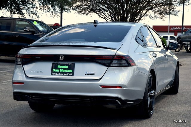 Used 2025 Honda Accord Sport image 3