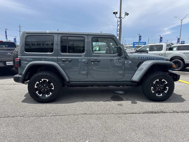 Used 2024 Jeep Wrangler Unlimited Rubicon 4xe AWD/4WD image 4