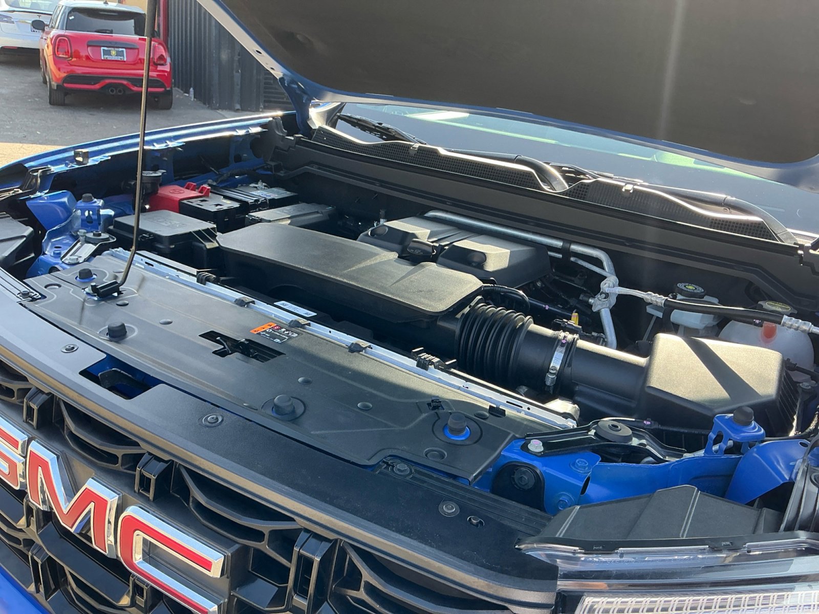 Used 2025 GMC Canyon Elevation w/ Convenience Package image 23