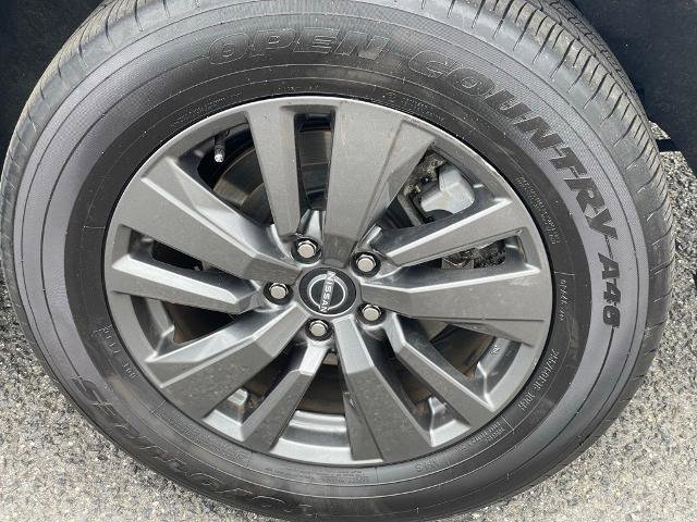 Certified 2022 Nissan Pathfinder SV image 30