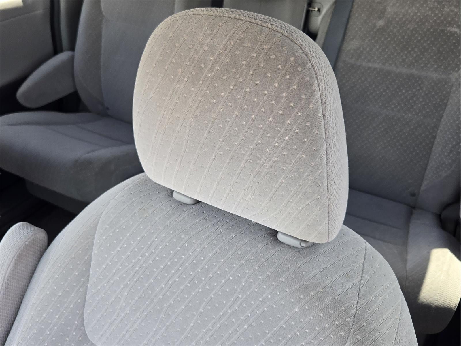 Used 2018 Toyota Sienna LE FWD image 21
