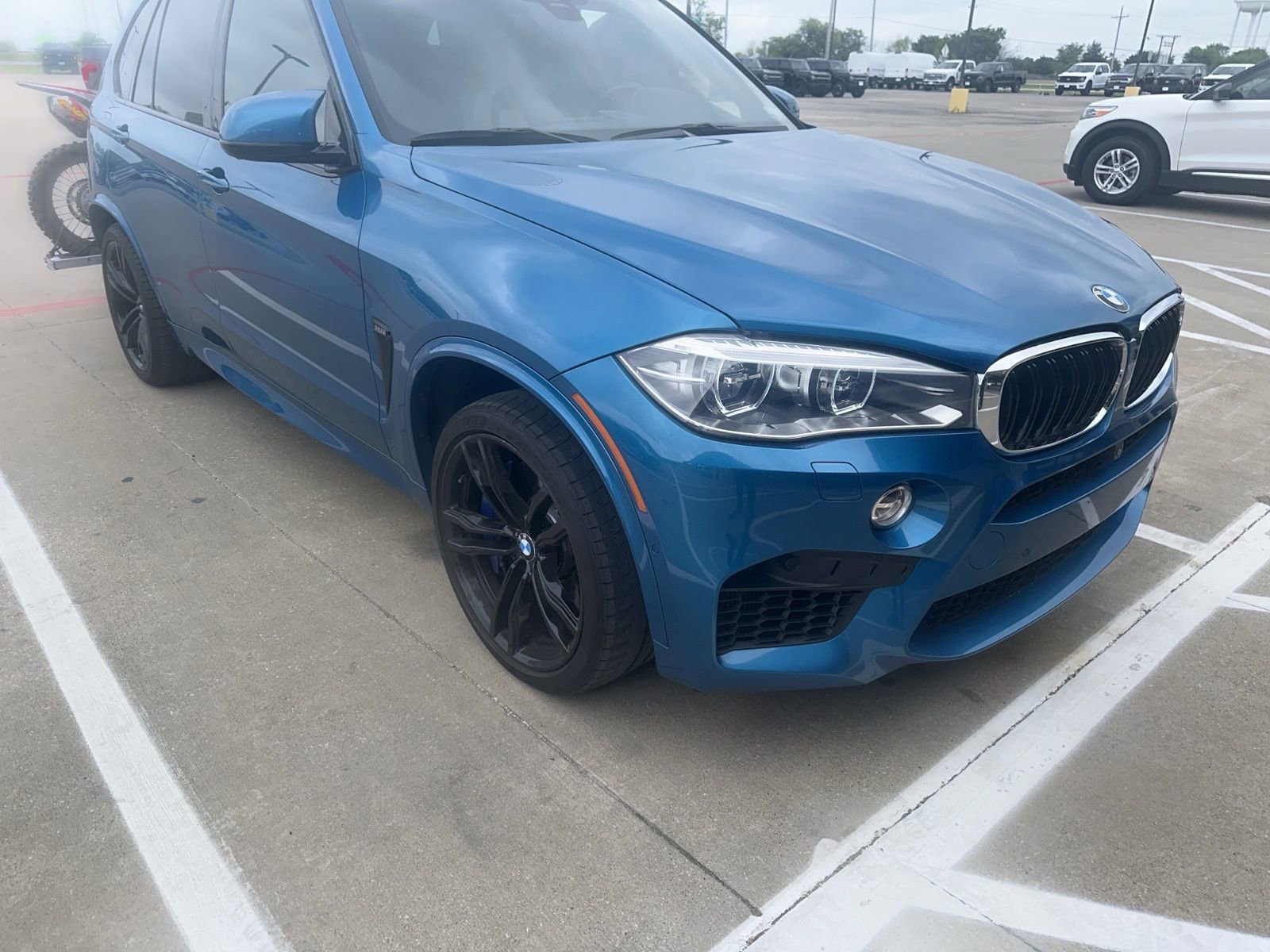 Used 2018 BMW X5 M w/ Executive Package image 3