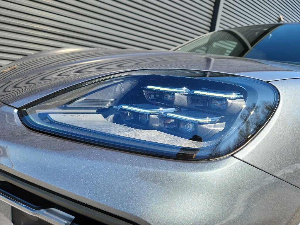 New 2026 Porsche Cayenne E-Hybrid image 12