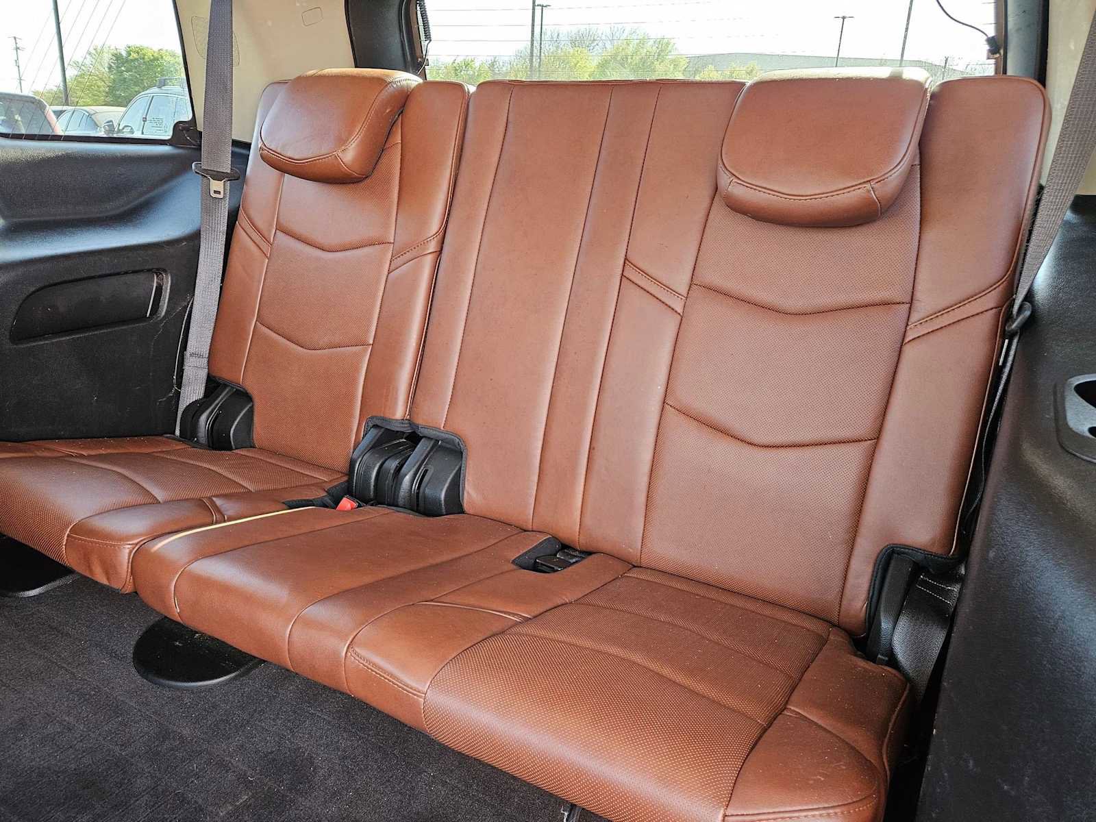 Used 2020 Cadillac Escalade Luxury image 20