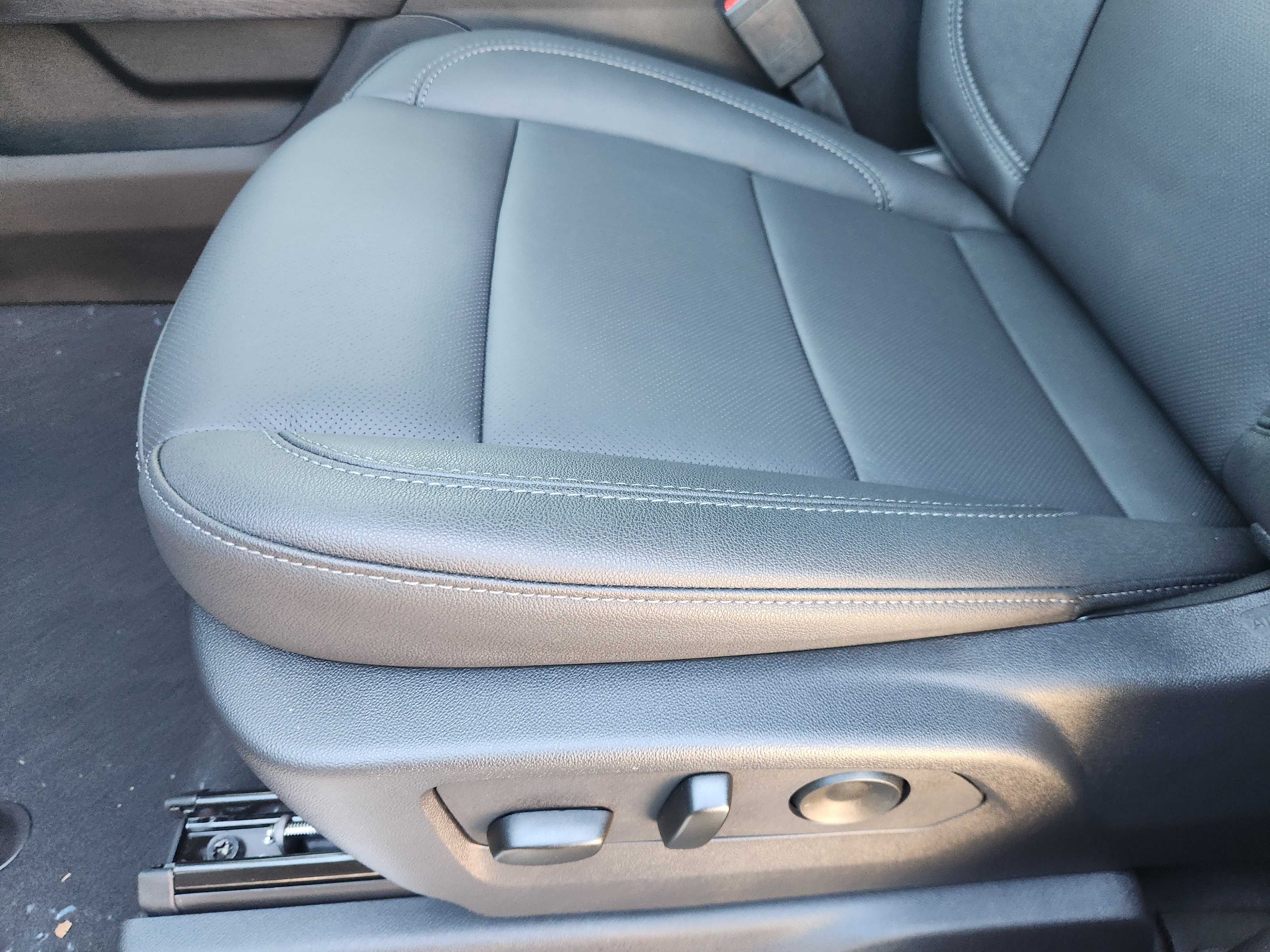 New 2026 Chevrolet Silverado 2500 LTZ image 25