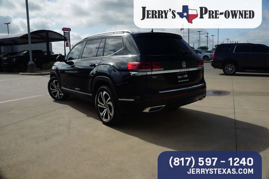 Used 2023 Volkswagen Atlas SEL AWD/4WD image 2