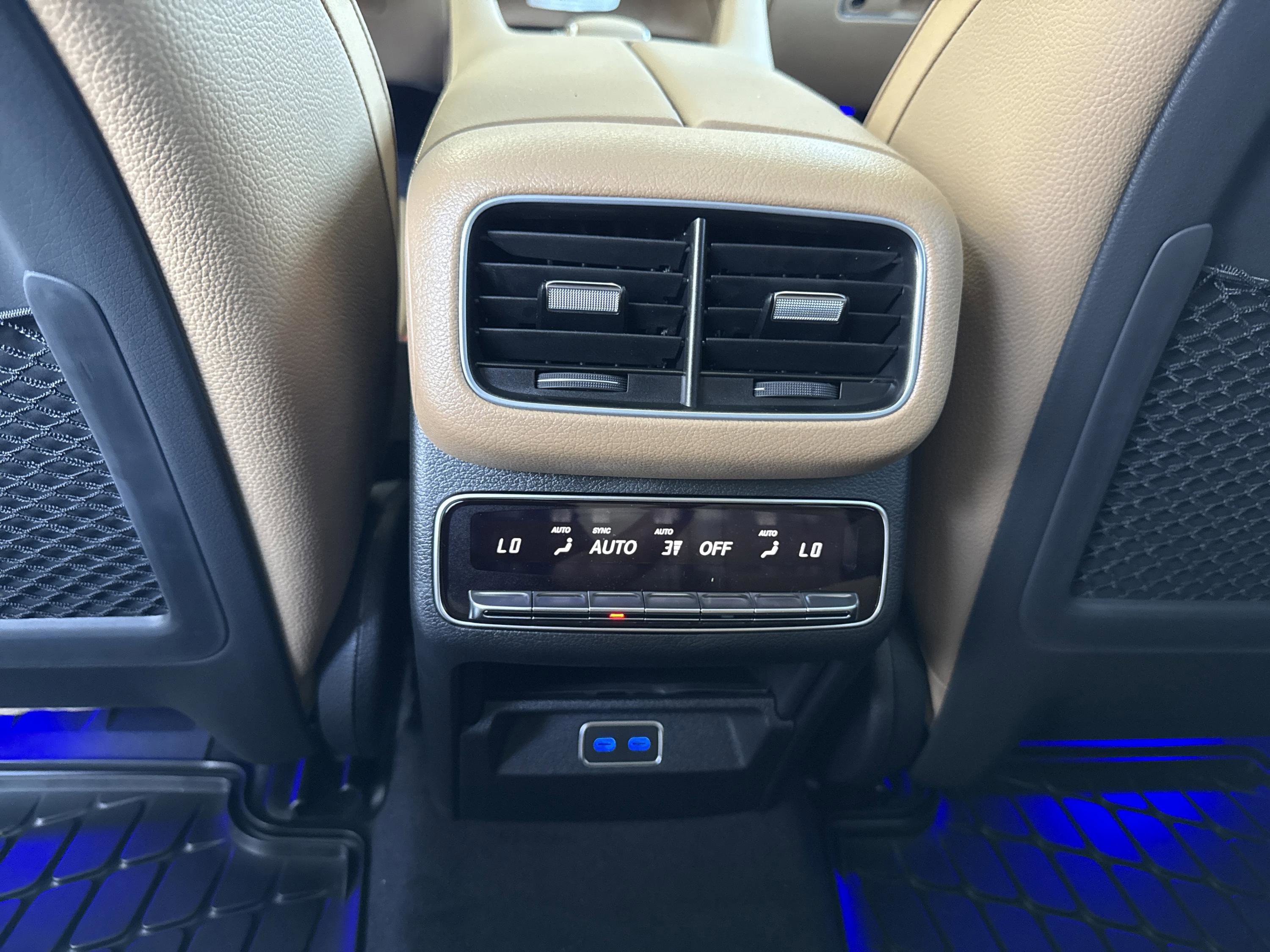 Certified 2026 Mercedes-Benz GLS 450 GLS 450 image 38