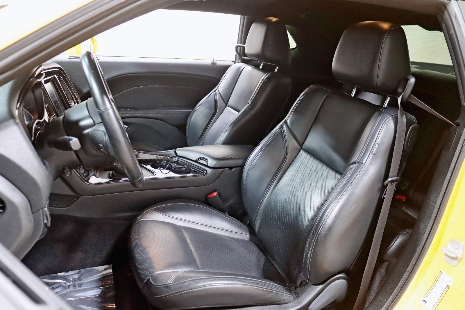 Used 2018 Dodge Challenger SXT Plus image 27