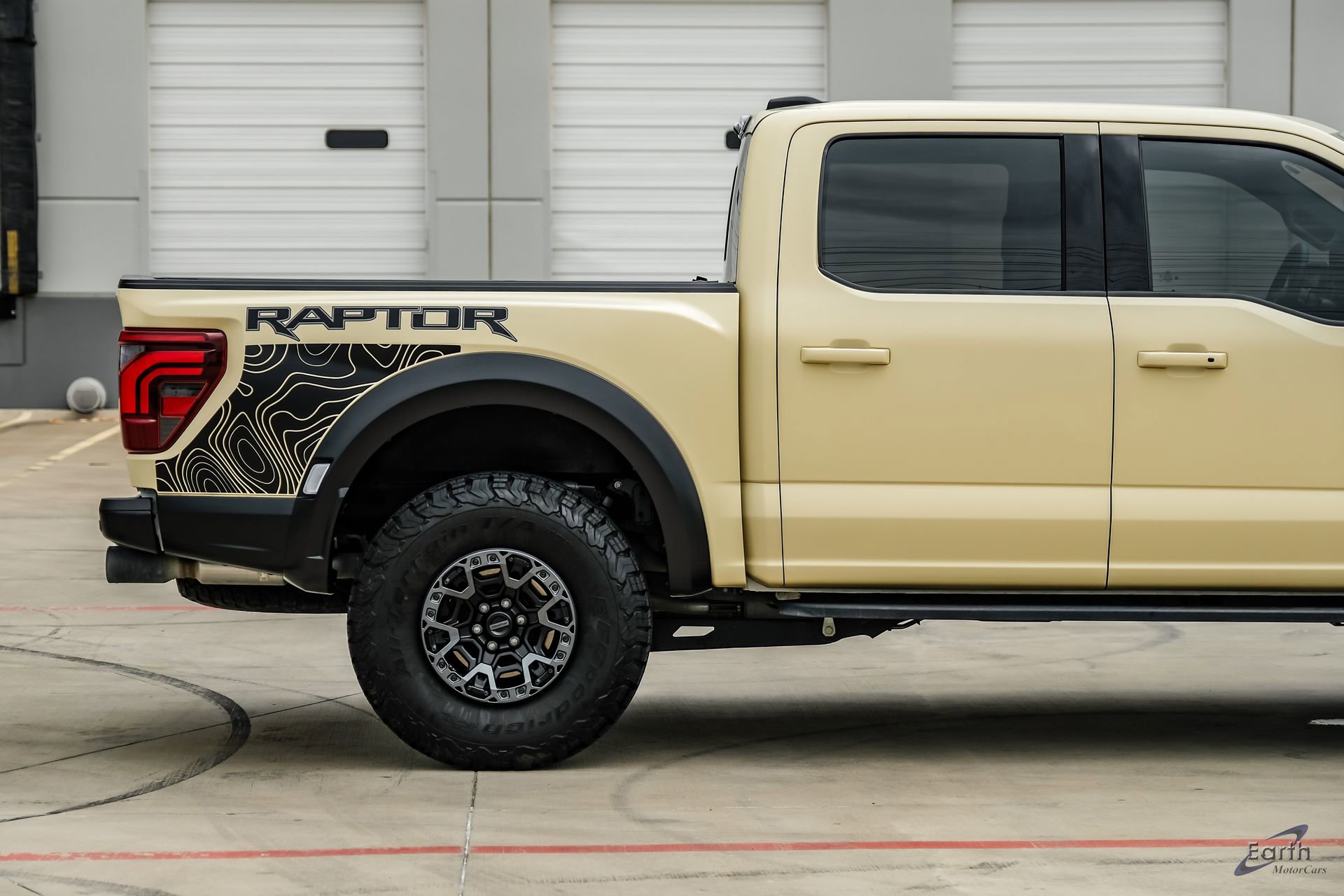 Used 2024 Ford F150 Raptor w/ Equipment Group 803A Raptor R AWD/4WD image 21
