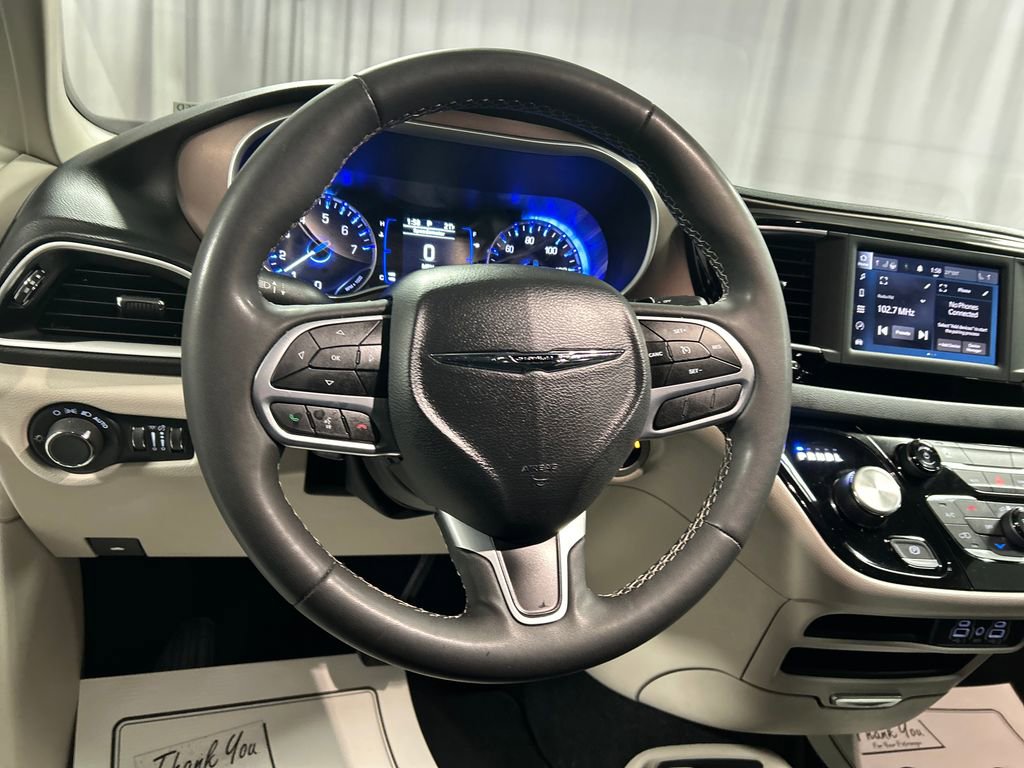 Used 2024 Chrysler Voyager LX FWD image 15