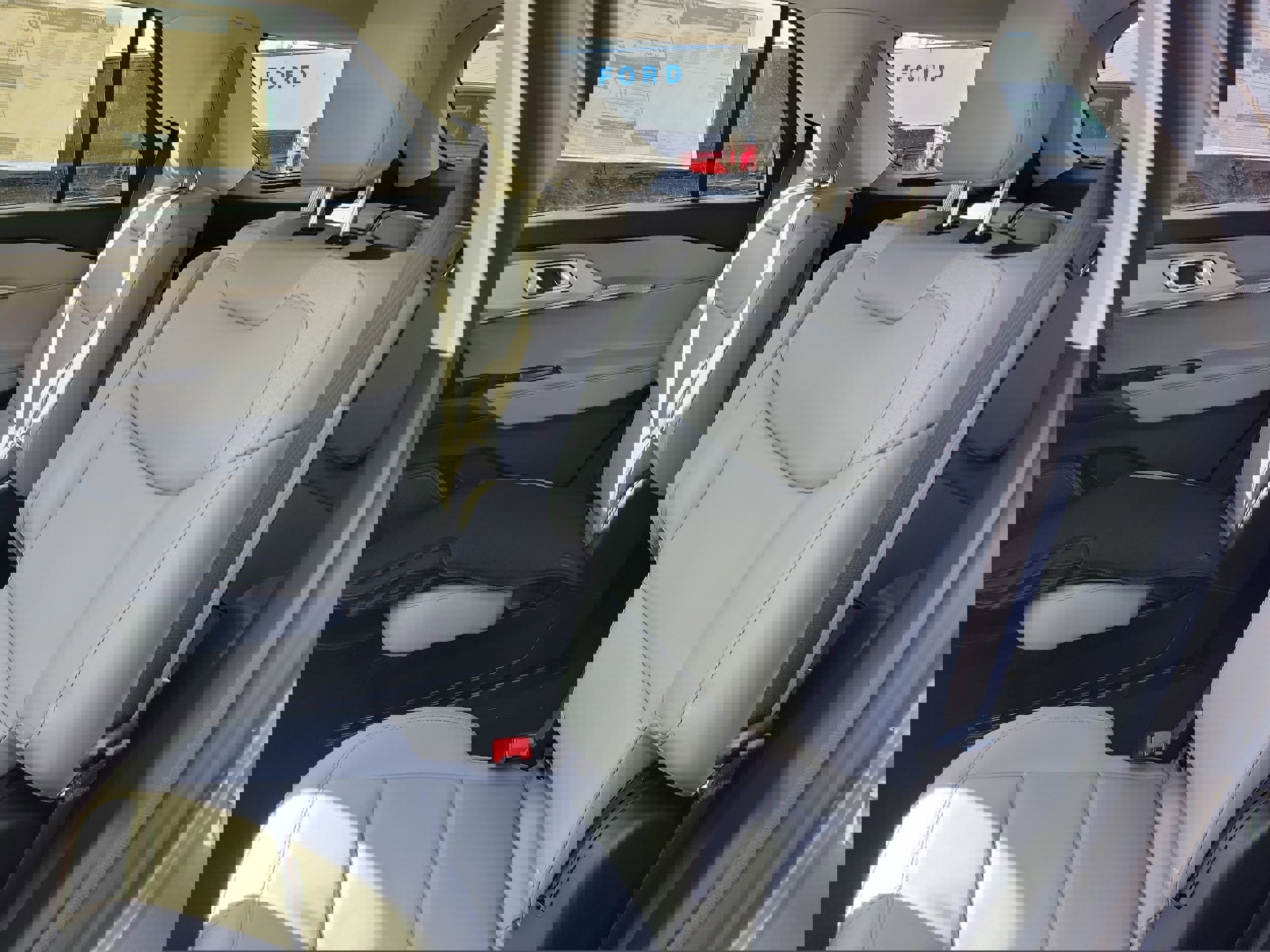 New 2026 Ford Explorer Active w/ Active Comfort Package image 12