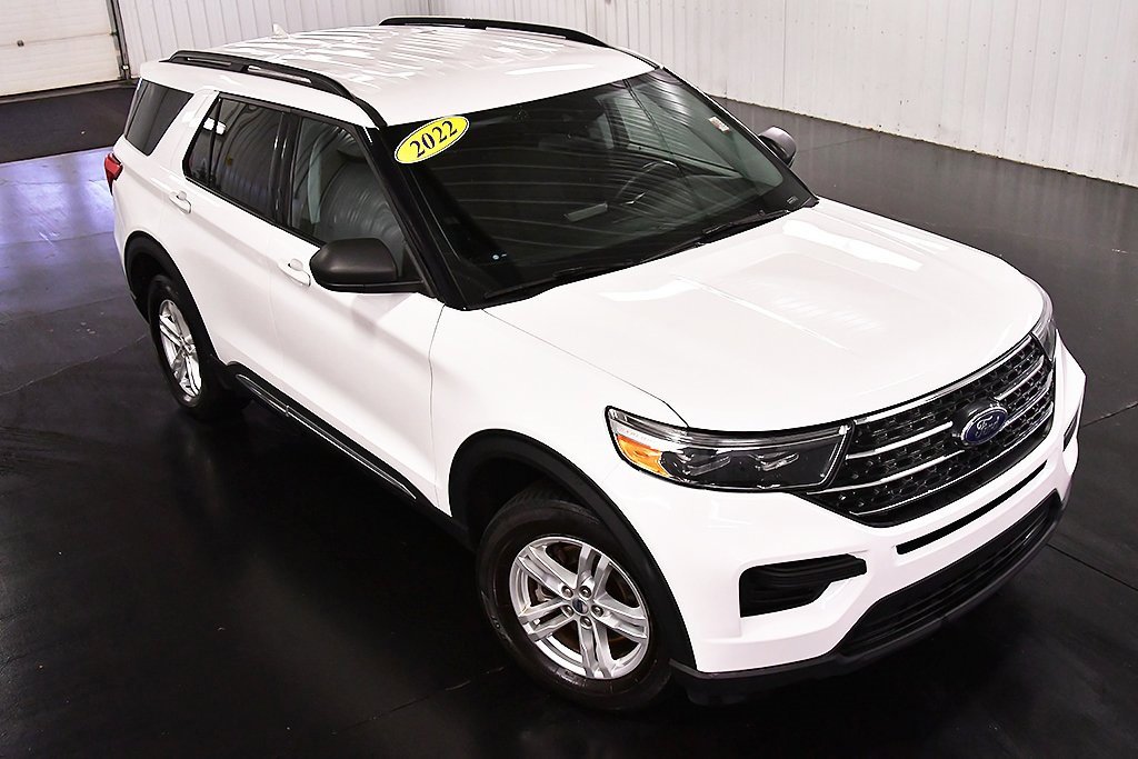 Used 2022 Ford Explorer XLT image 13
