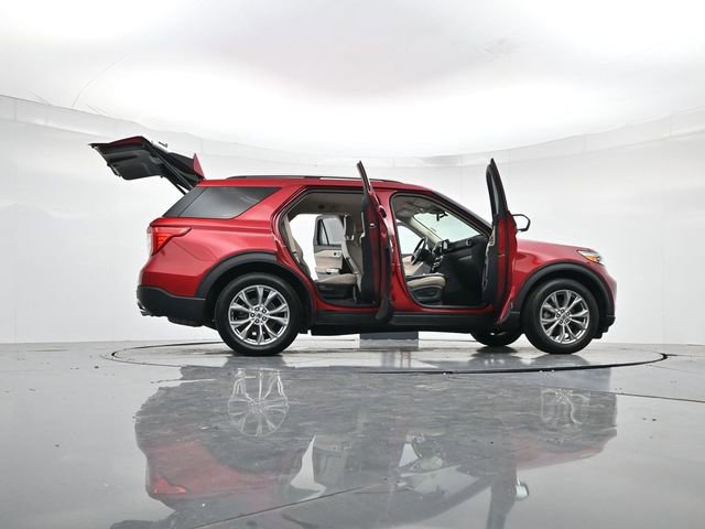 Certified 2024 Ford Explorer Limited image 55