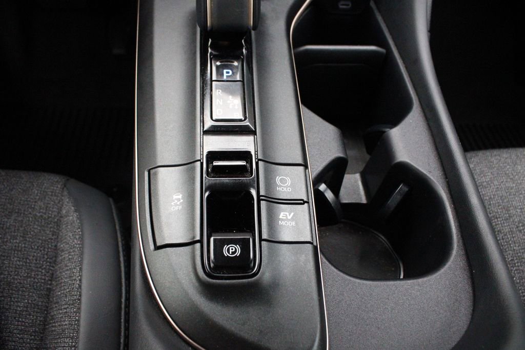 Certified 2023 Toyota Crown XLE image 39