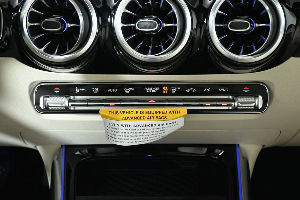 Certified 2026 Mercedes-Benz GLA 250 4MATIC image 18