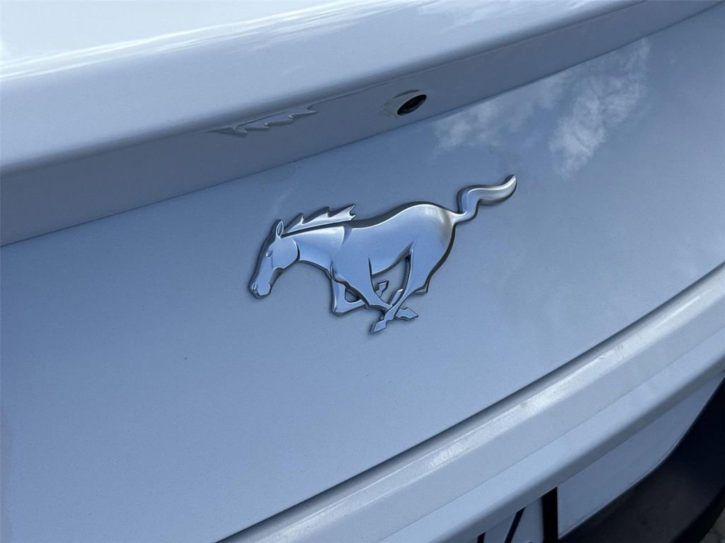 Used 2025 Ford Mustang Coupe RWD image 27