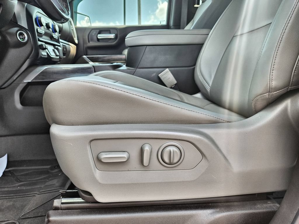 Used 2019 Chevrolet Silverado 1500 LTZ w/ LTZ Plus Package AWD/4WD image 12