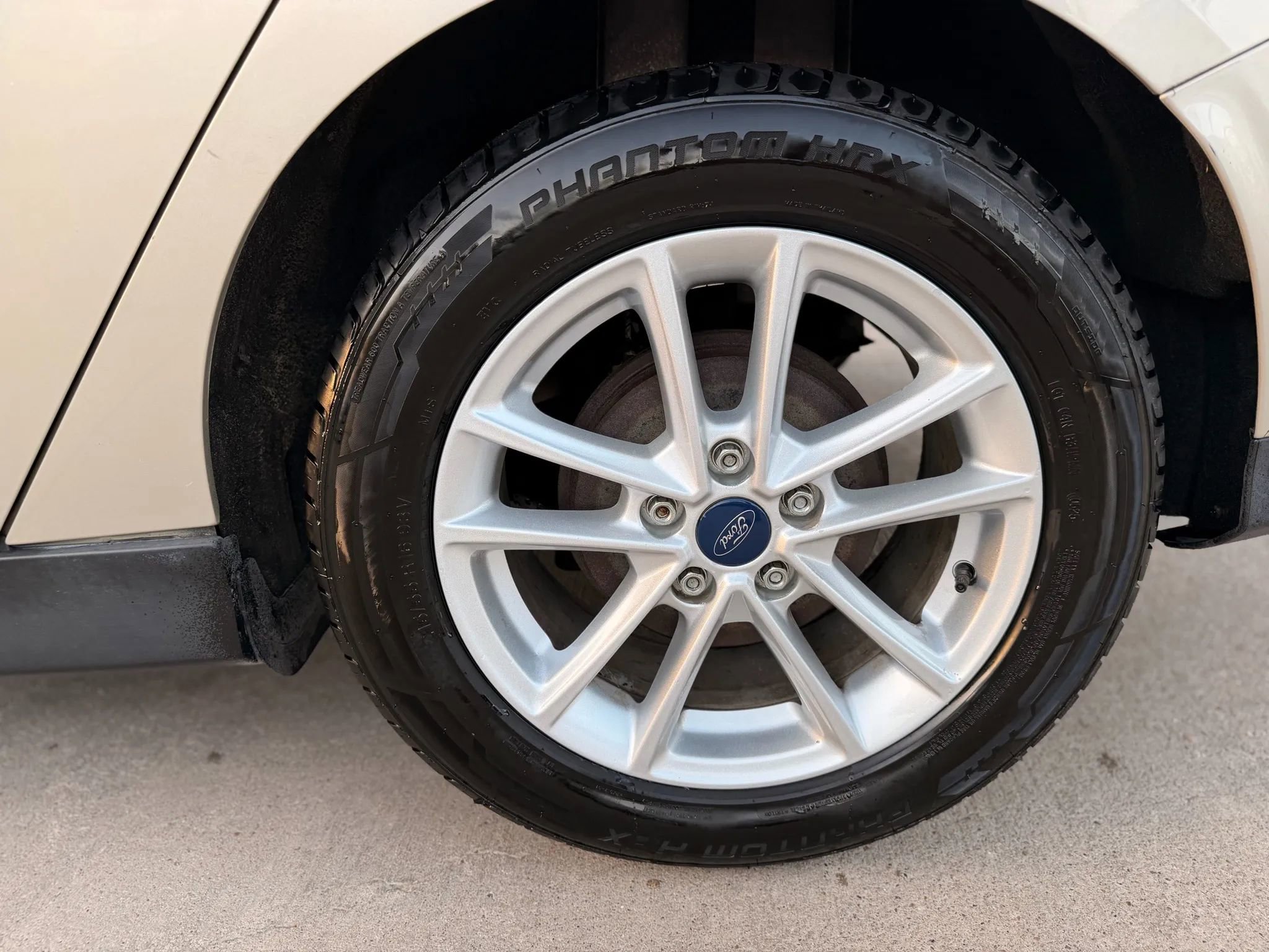 Used 2017 Ford Focus SE image 19