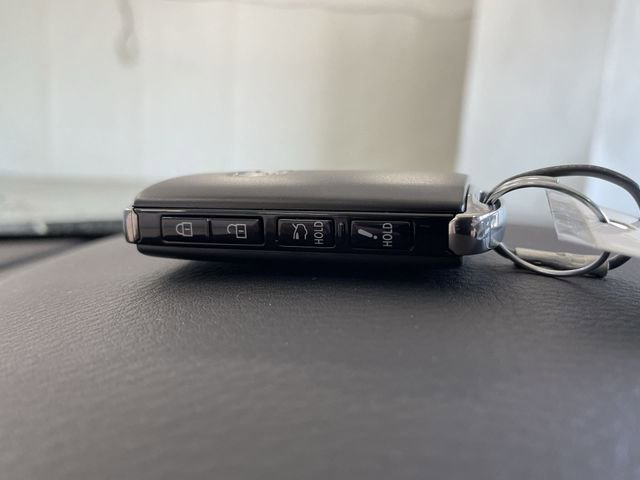 Used 2025 MAZDA MAZDA3 s image 27