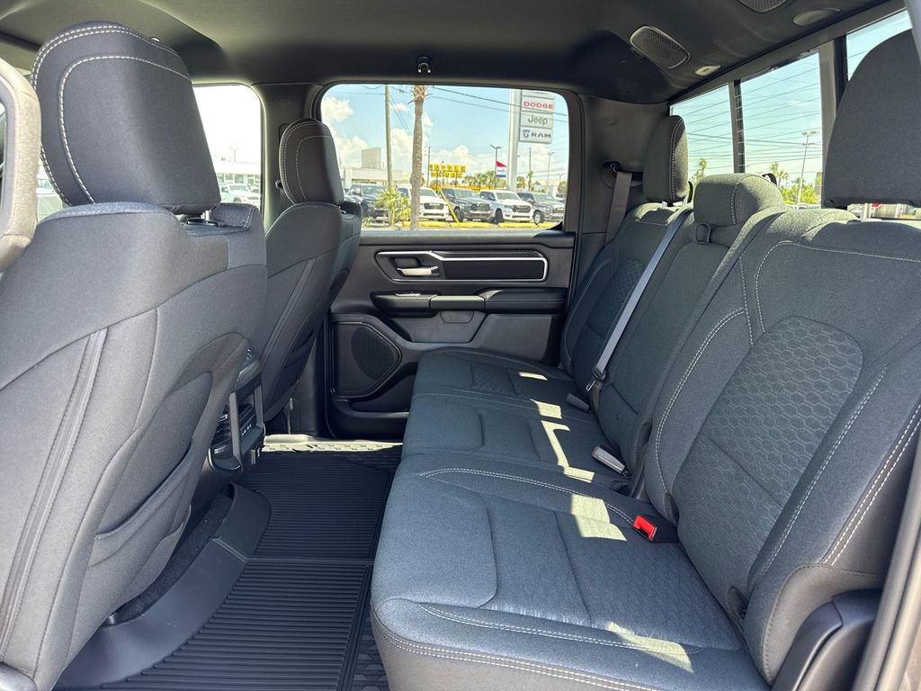 New 2026 RAM 1500 4x4 Crew Cab image 15