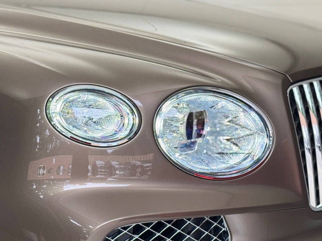 New 2025 Bentley Bentayga image 29