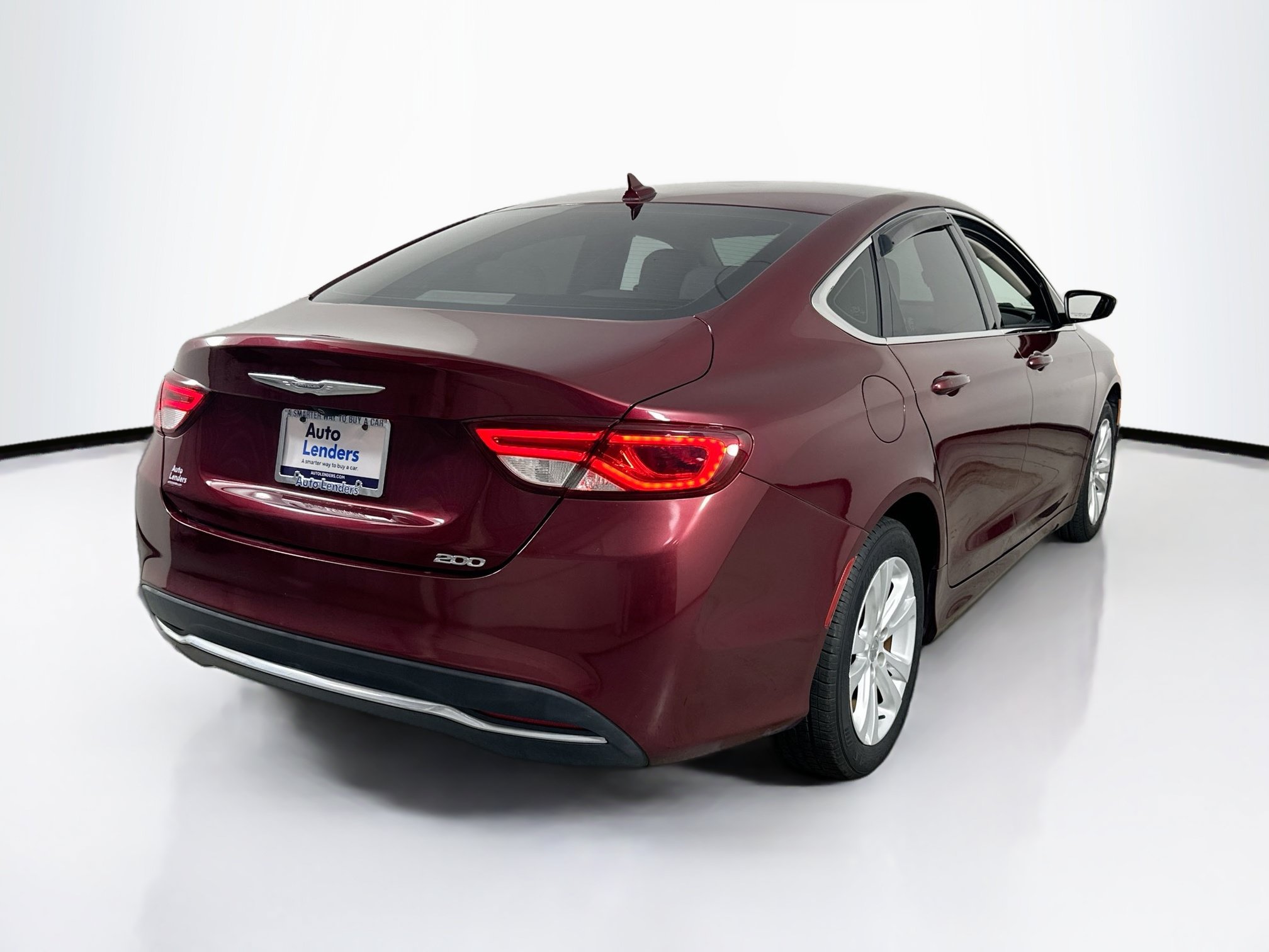 Used 2017 Chrysler 200 Limited Platinum w/ Comfort & Convenience Group FWD image 5