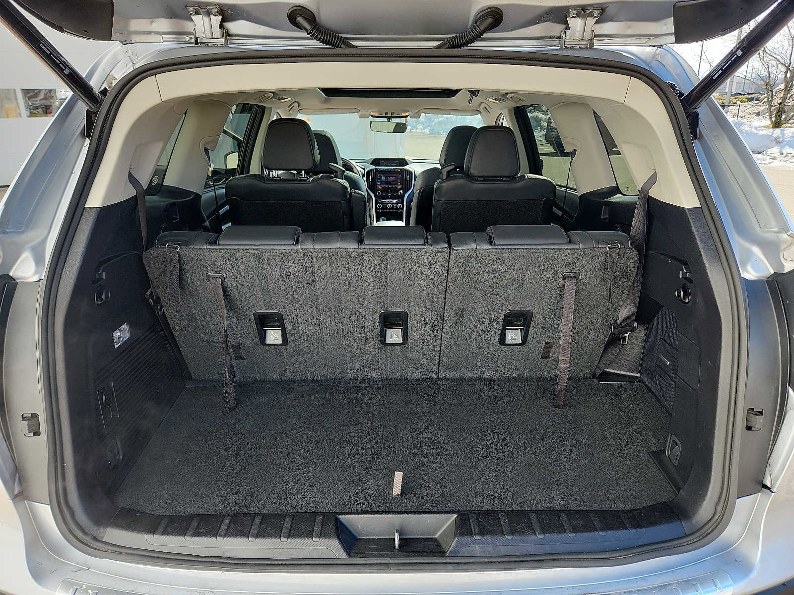 Used 2022 Subaru Ascent Limited w/ Technology Package image 28