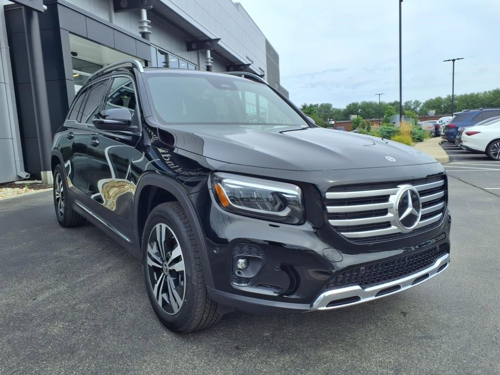 New 2025 Mercedes-Benz GLB 250 4MATIC image 8