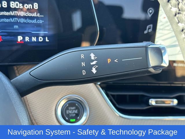 Used 2025 Chevrolet Equinox ACTIV w/ Safety and Technology Package image 9